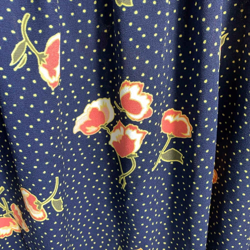 Lauren Conrad floral blouse Women’s size XXL - Picture 2 of 4